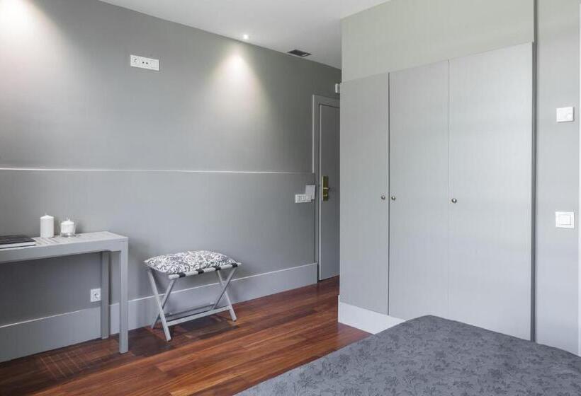 اتاق استاندارد یک نفره, The Park Derio