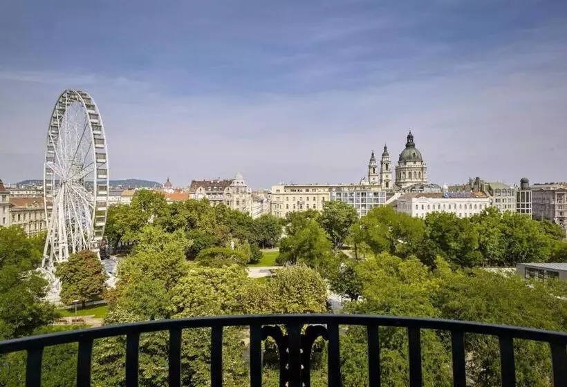 パークビューのデラックスルーム, The Ritzcarlton, Budapest