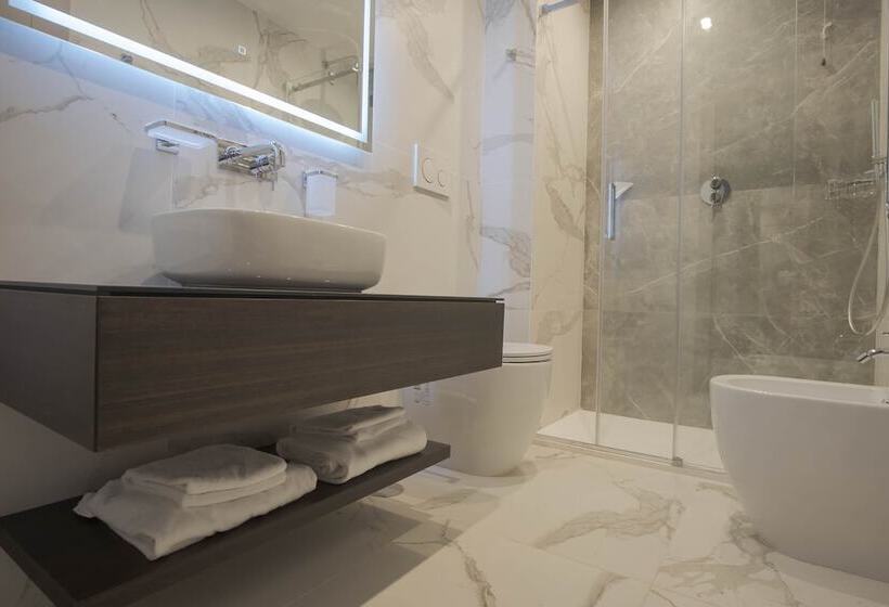 חדר סטנדרט, Viminale