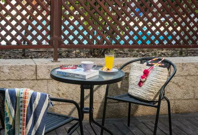 バルコニー付きスーペリアルーム, Leonardo Hotel Jerusalem