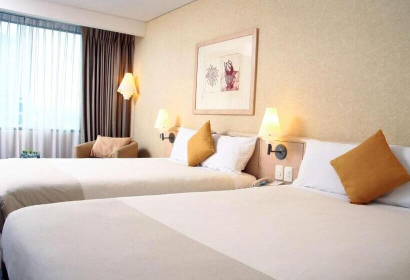 ２ダブルベッドのスタンダードルーム, Novotel Mexico City Santa Fe