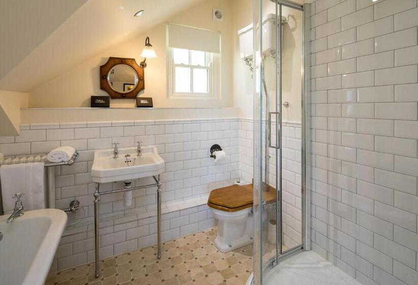 キングサイズベッドのスタンダードルーム, Tolcarne Beach Colonial Restaurant And Rooms