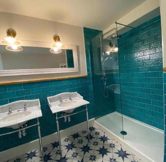 ハイドロマッサージバス付きスイート, Tolcarne Beach Colonial Restaurant And Rooms