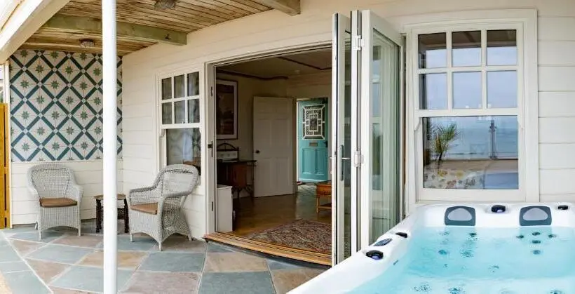 ハイドロマッサージバス付きスイート, Tolcarne Beach Colonial Restaurant And Rooms