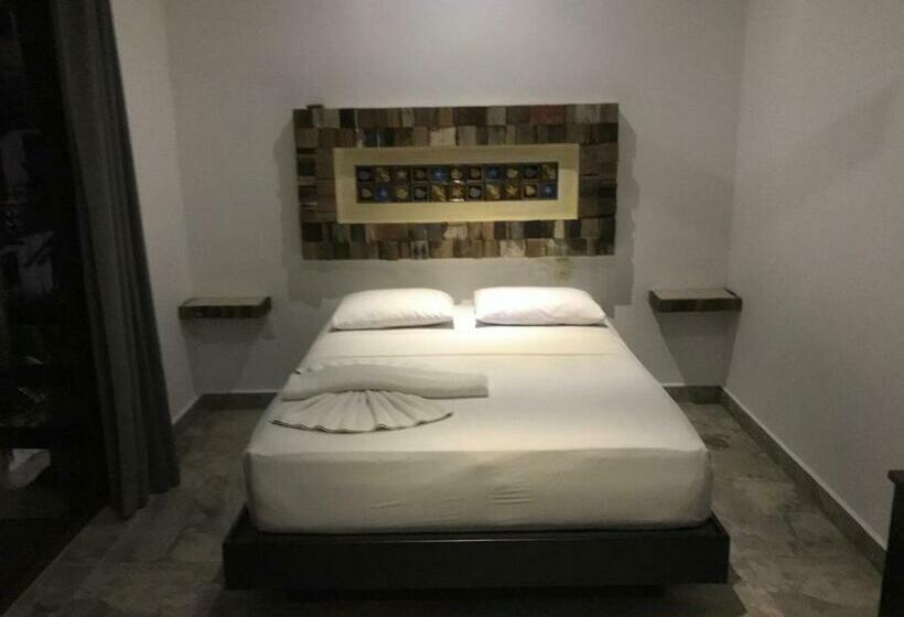 Номер Стандарт, Blue Reef Frente Al Mar