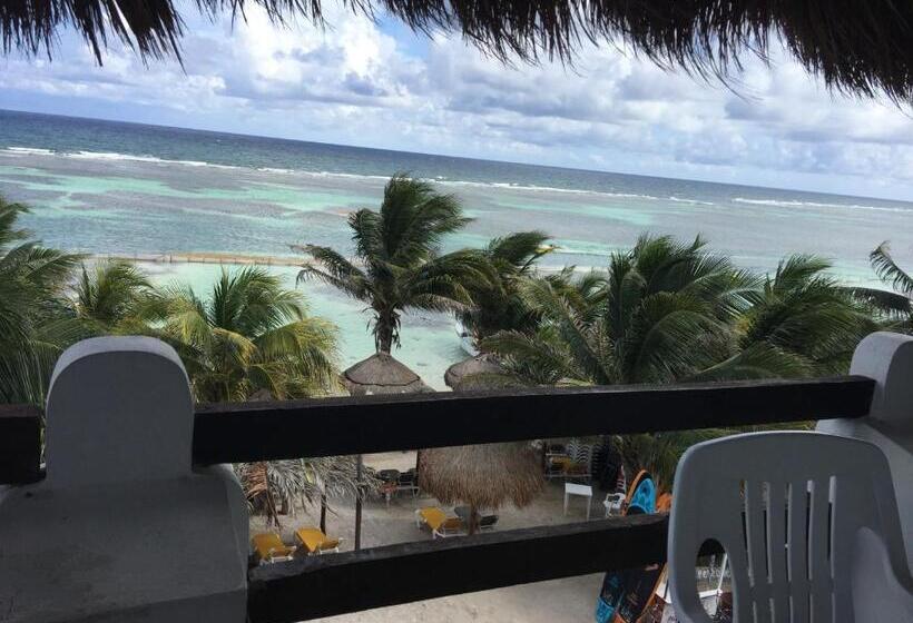オーシャンビューデラックススイート, Blue Reef Frente Al Mar