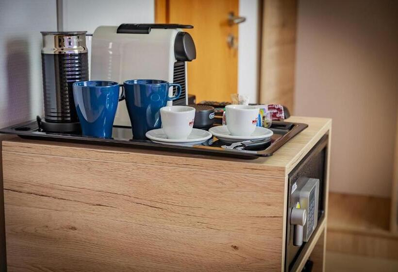 חדר דלוקס, Christina Residence