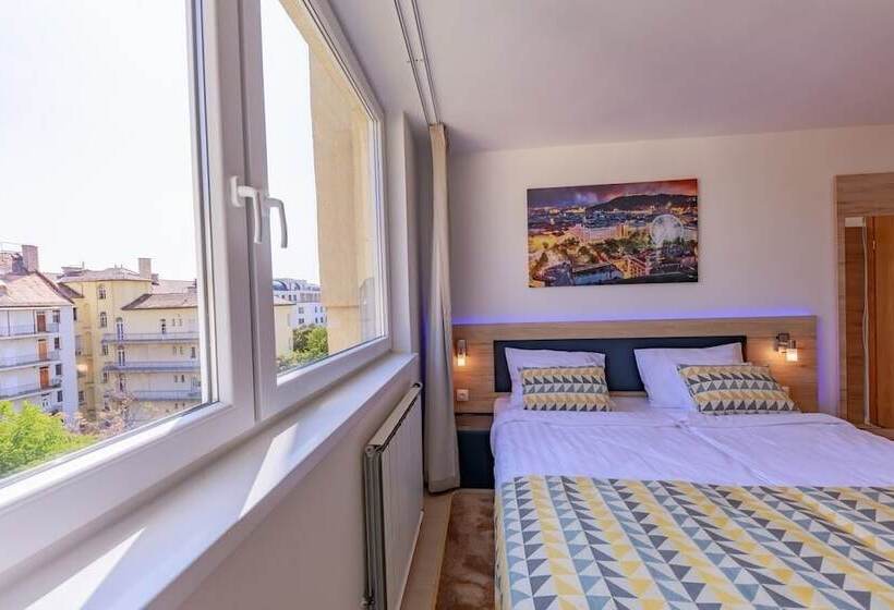 חדר דלוקס, Christina Residence