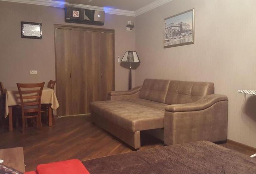 استودیوی استاندارد با چشم‌انداز دریا, Mimino Apartment Deluxe First Line