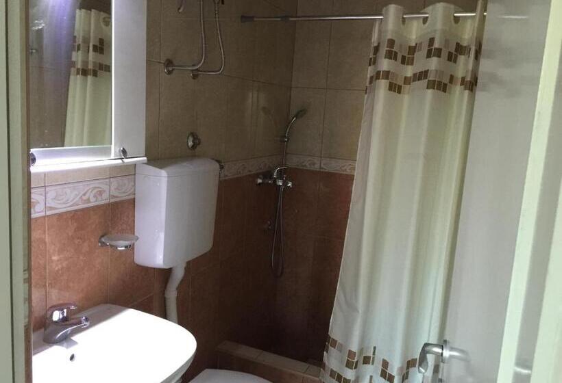 آپارتمان 1 خوابه, Anita Guest House