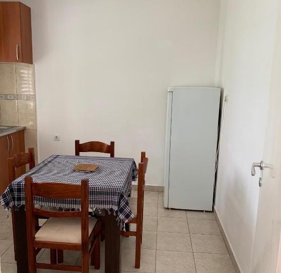 آپارتمان 1 خوابه, Anita Guest House