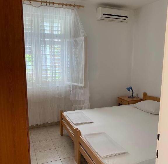 آپارتمان 1 خوابه, Anita Guest House