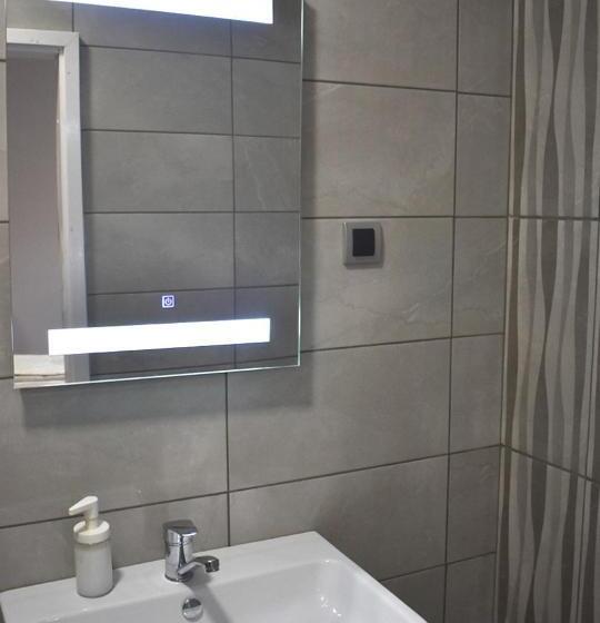 استودیوی لوکس, Apartmani Zrenjanin