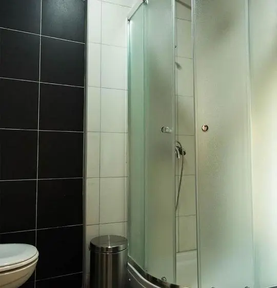 اتاق لوکس, Apartmani Zrenjanin