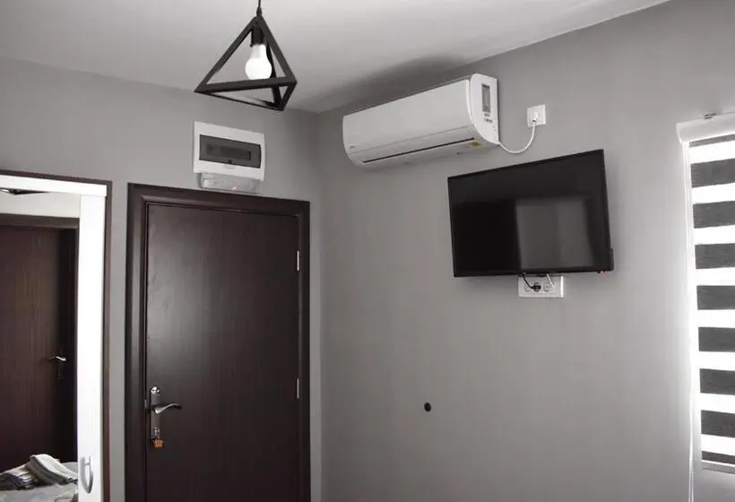 اتاق لوکس, Apartmani Zrenjanin