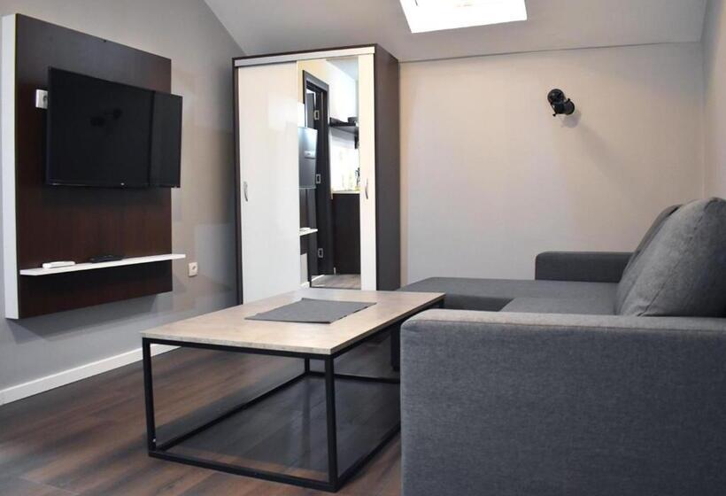 آپارتمان لوکس 1 خوابه, Apartmani Zrenjanin