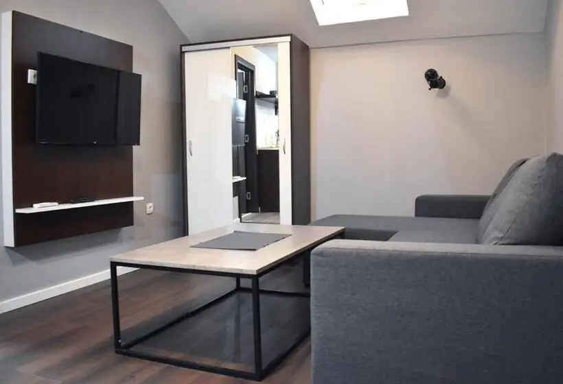 آپارتمان لوکس 1 خوابه, Apartmani Zrenjanin