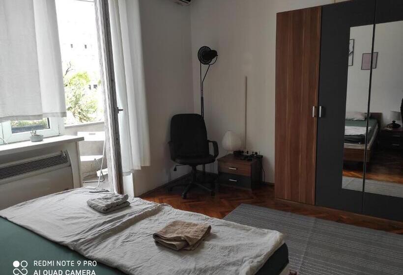 חדר סטנדרט חדר אמבטיה משותף, Central Station Private Rooms