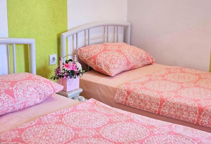 آپارتمان 1 خوابه همکف, Klaris Guest House