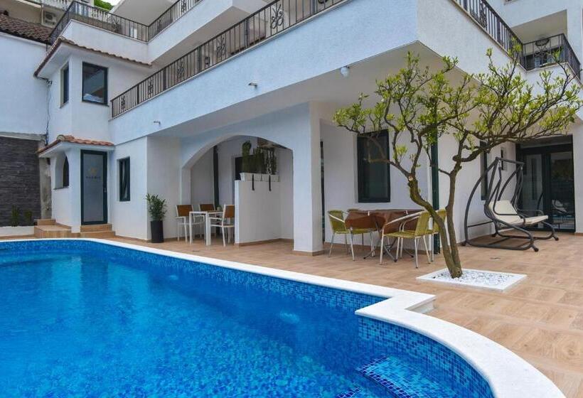 آپارتمان 1 خوابه همکف, Klaris Guest House