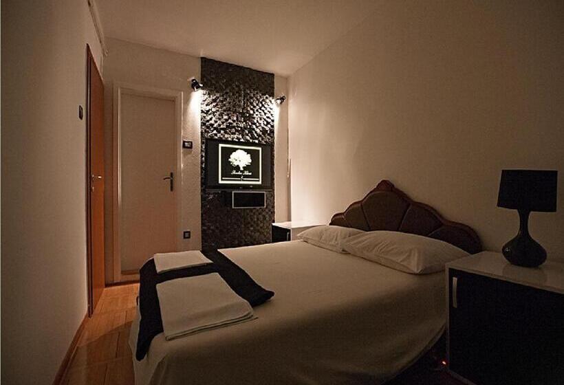 اتاق استاندارد, Klaris Guest House