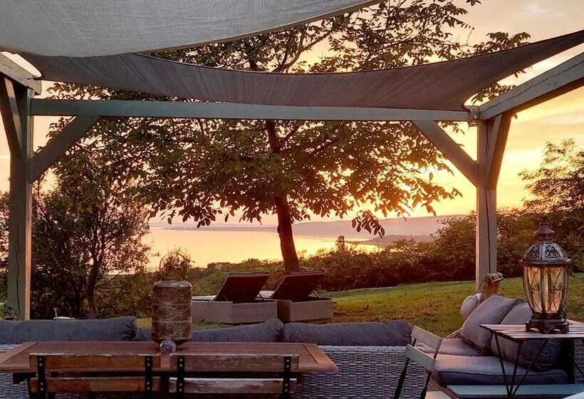 Suite with lake view, Maison Bagatell Badacsony