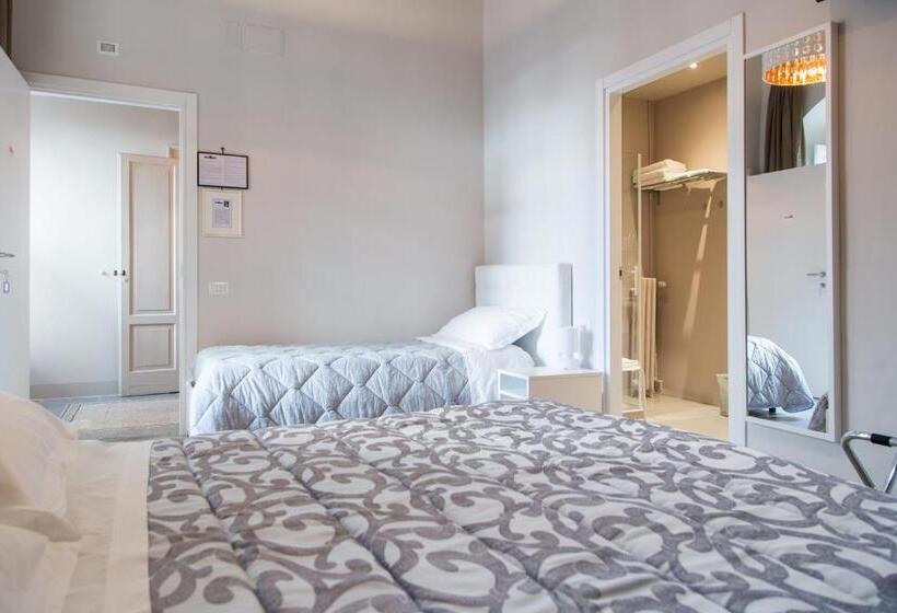 标准三人间, Matera In Vacanza