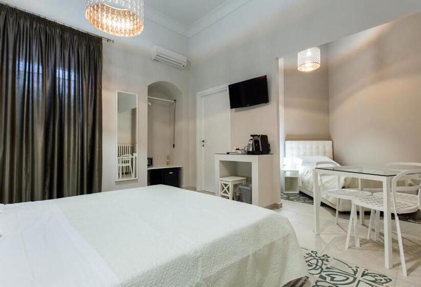 标准三人间, Matera In Vacanza