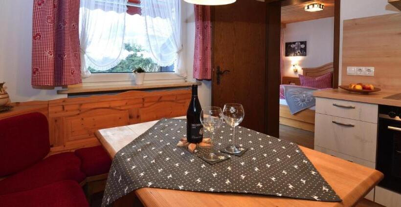 带1个卧室带观景的公寓, Panoramablick Ferienwohnungen