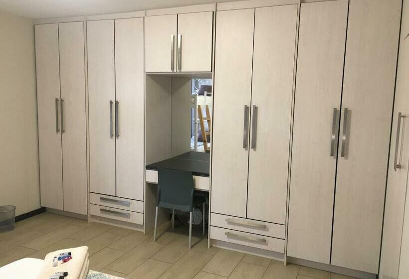 آپارتمان 2 خوابه, Riekert S Self Catering Apartment