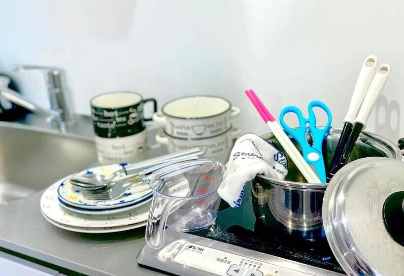 ‫فيلا غرفة نوم واحدة, Sparky’s House