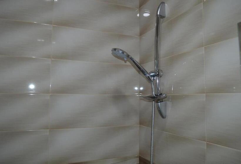 اتاق استاندارد سه نفره, Tsminda Giorgi Apartment