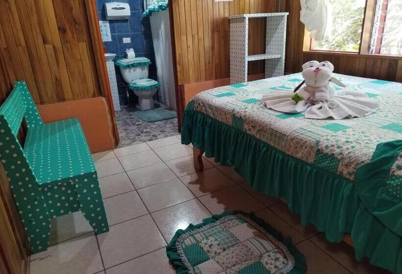 스탠다드 룸, Pensión Y Cabinas Colibrí B&b Costa Rica
