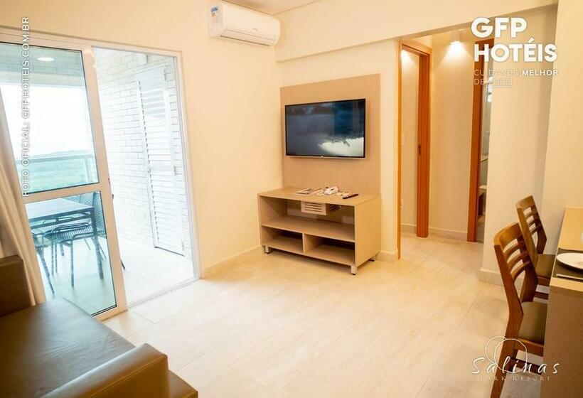 デラックスの4人部屋, Salinas Park Gav Resorts