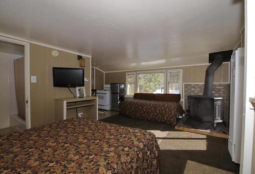 스위트, Silver Pines Lodge