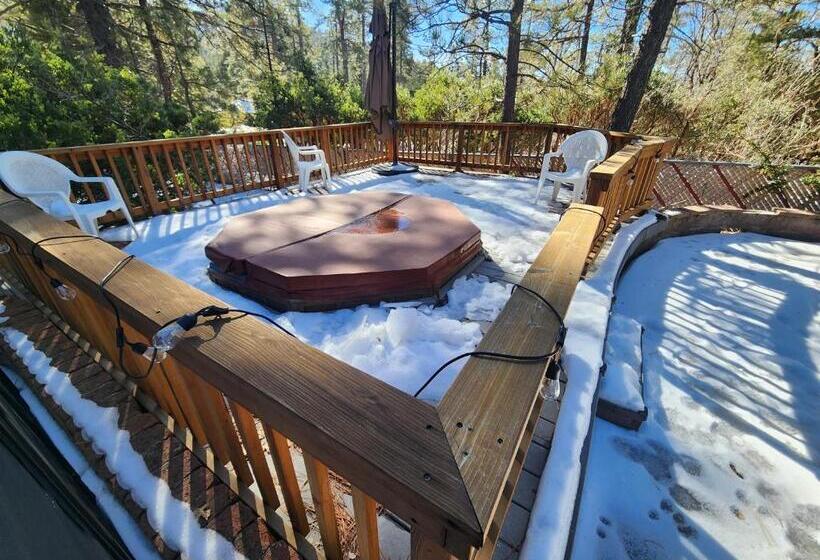 침실 3개 주택, Silver Pines Lodge