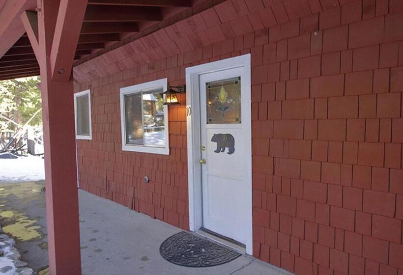 스위트, Silver Pines Lodge