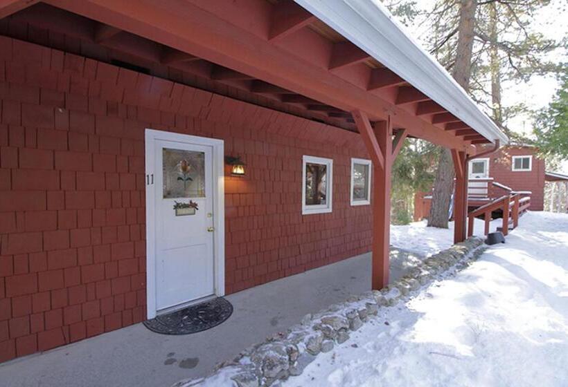 디럭스 스위트, Silver Pines Lodge