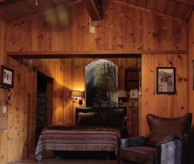 스위트, Silver Pines Lodge