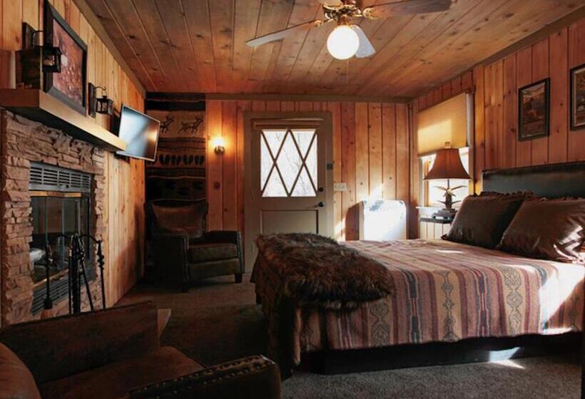 스위트, Silver Pines Lodge