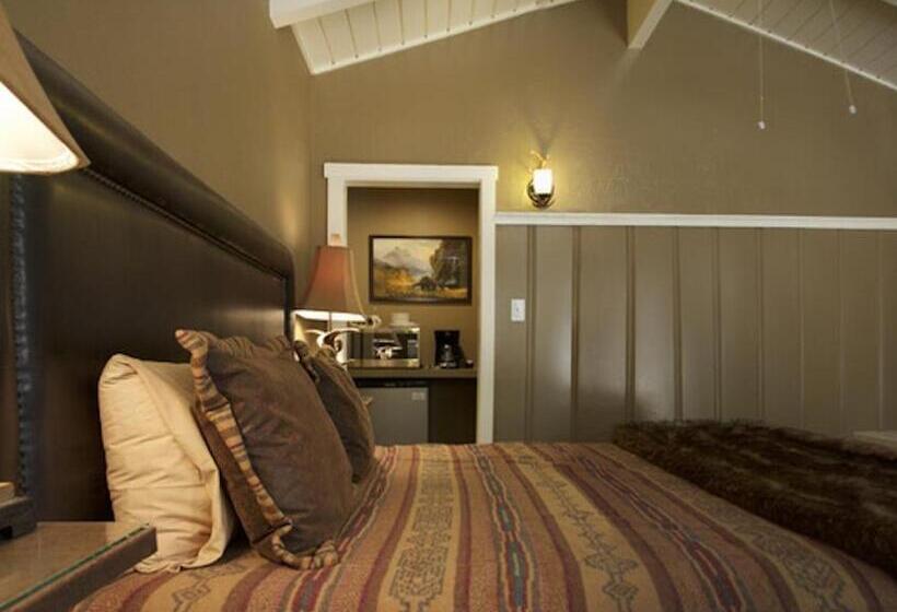 스위트 킹사이즈 침대, Silver Pines Lodge