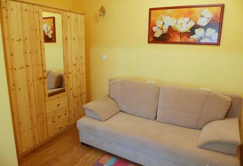 １ベッドルームのデラックスアパートメント, Eszter Apartman