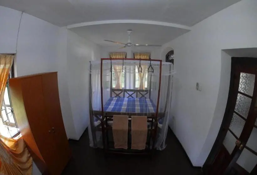 デラックスルーム, Grand Villa Hikkaduwa