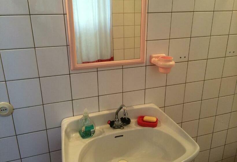 اتاق اکونومی یک تخته, Guest House Deda Lali