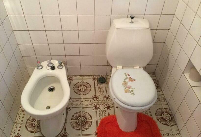 اتاق اکونومی یک تخته, Guest House Deda Lali