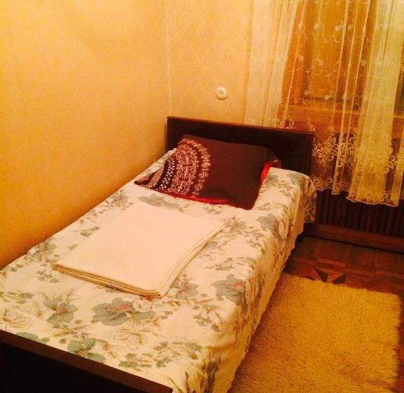 اتاق اکونومی یک تخته, Guest House Deda Lali