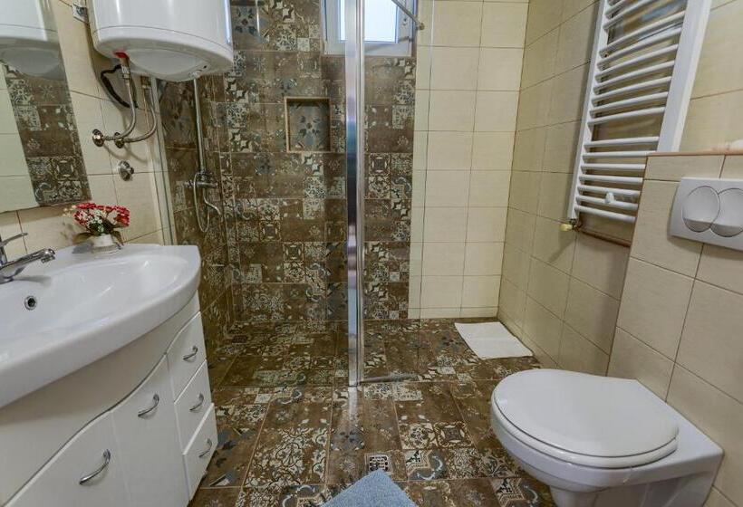 آپارتمان سوپریور 1 خوابه, Guesthouse Dabić