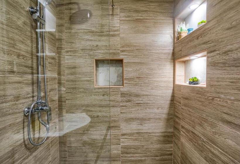 سوییت خانوادگی, Guesthouse Dabić