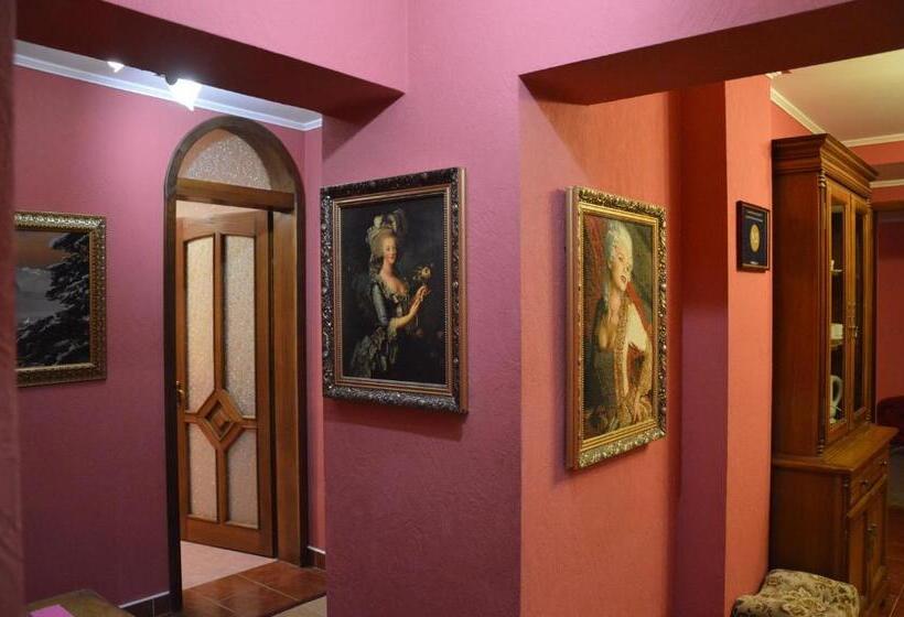 سوئیت 2 خوابه, Knaus Apartments