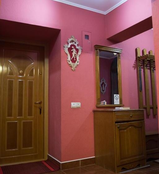 سوئیت 2 خوابه, Knaus Apartments